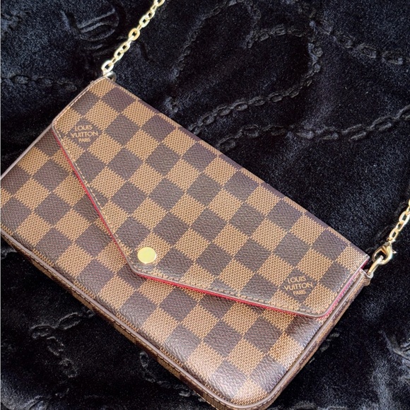 Louis Vuitton Handbags - Louis Vuitton Brown Checkered Clutch